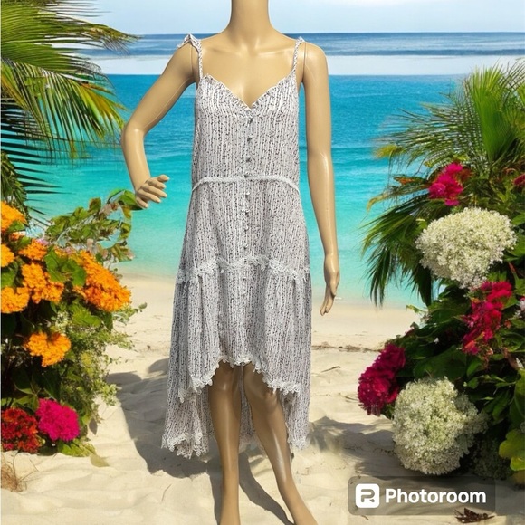 🆕POL Off White Floral High Low Dress, various sizes. - Picture 2 of 6